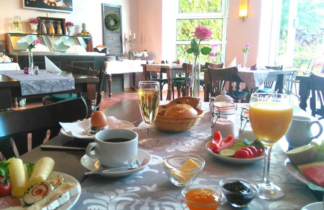 Hotel Am Hasengarten-1